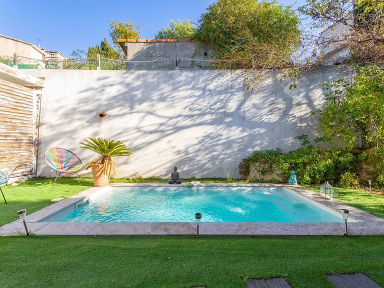 Villa for Sale in Marseille, Marseille & Cote Bleu 9