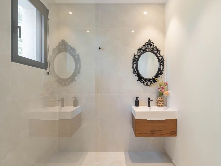 Villa for Sale in Carry Le Rouet, Marseille & Cote Bleu 1