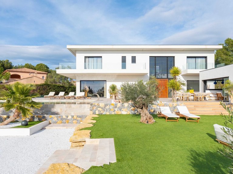 Villa for Sale in Carry Le Rouet, Marseille & Cote Bleu 13