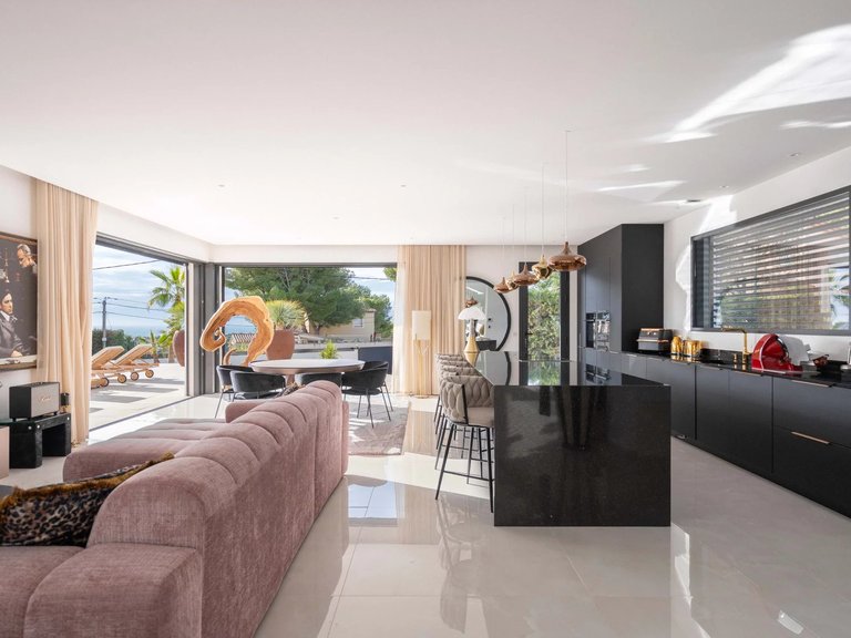 Villa for Sale in Carry Le Rouet, Marseille & Cote Bleu 18