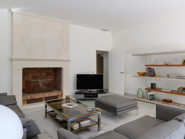 Villa for Sale in Cassis, Provence Coast (cassis To Cavalaire) 7