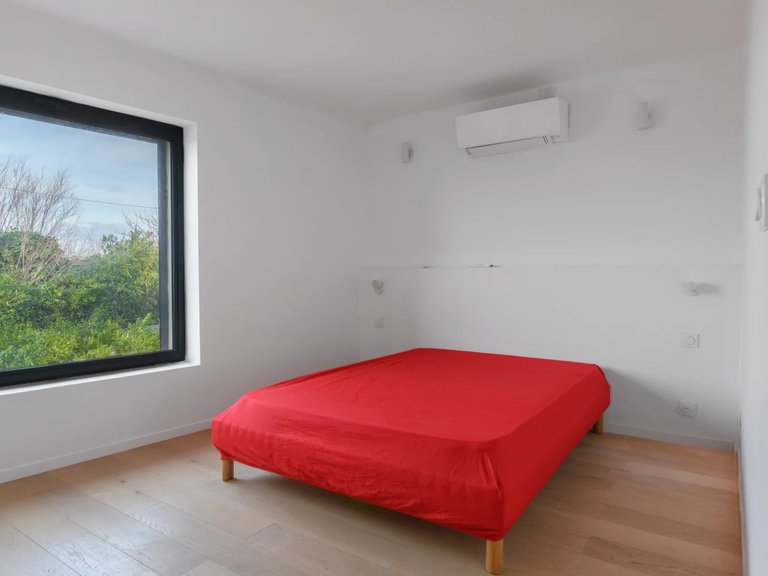 Villa for Sale in Marseille, Marseille & Cote Bleu 11