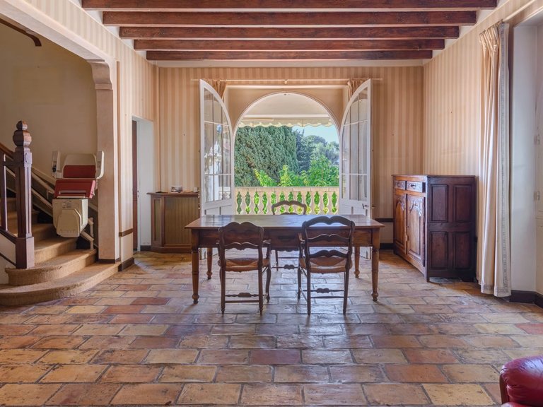 Villa for Sale in Cassis, Provence Coast (cassis To Cavalaire) 14