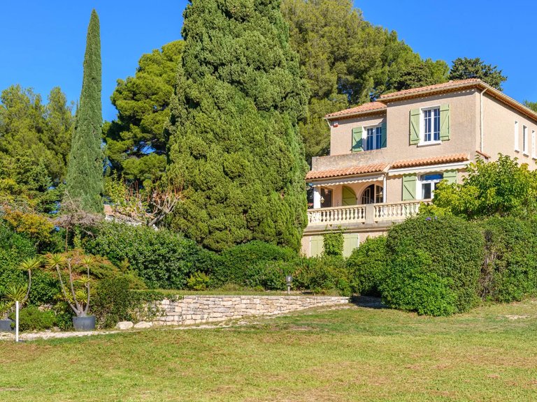 Villa for Sale in Cassis, Provence Coast (cassis To Cavalaire) 4
