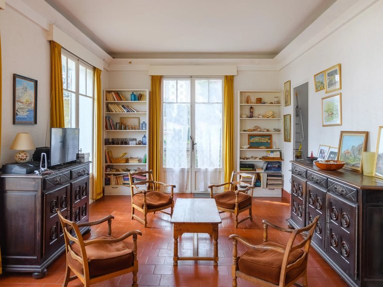 Villa for Sale in Cassis, Provence Coast (cassis To Cavalaire) 3