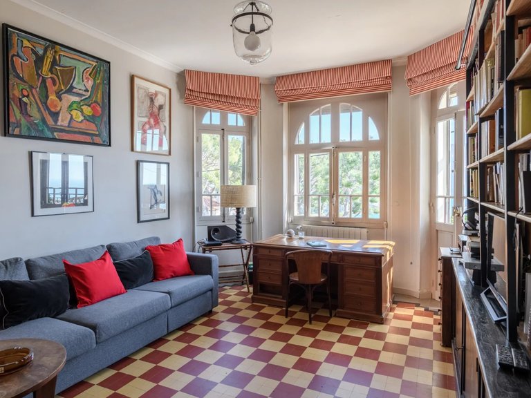 Villa for Sale in Cassis, Provence Coast (cassis To Cavalaire) 4