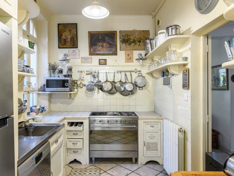 Villa for Sale in Cassis, Provence Coast (cassis To Cavalaire) 2