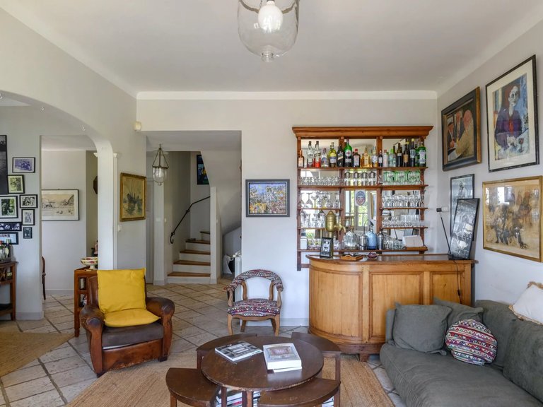 Villa for Sale in Cassis, Provence Coast (cassis To Cavalaire) 7