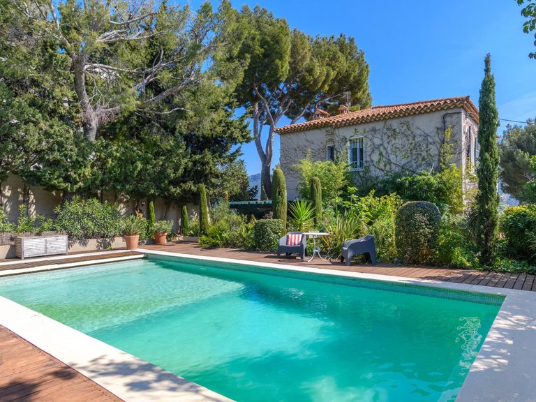 Villa for Sale in Cassis, Provence Coast (cassis To Cavalaire) 9