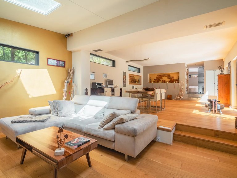 Villa for Sale in Cassis, Provence Coast (cassis To Cavalaire) 3