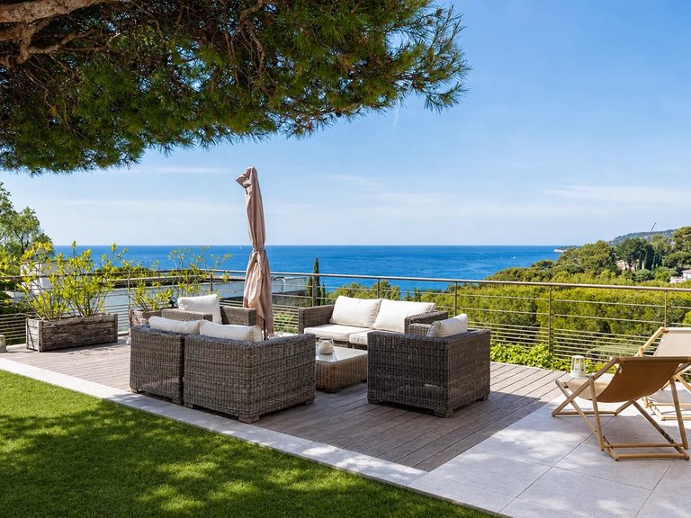 Villa for Sale in Cassis, Provence Coast (cassis To Cavalaire) 1