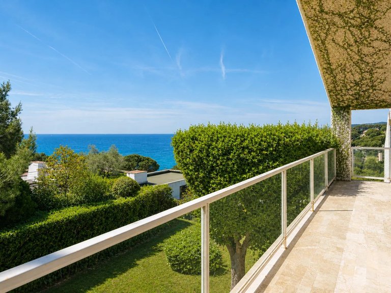 Villa for Sale in Cassis, Provence Coast (cassis To Cavalaire) 19
