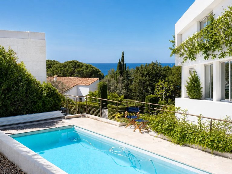 Villa for Sale in Cassis, Provence Coast (cassis To Cavalaire) 10