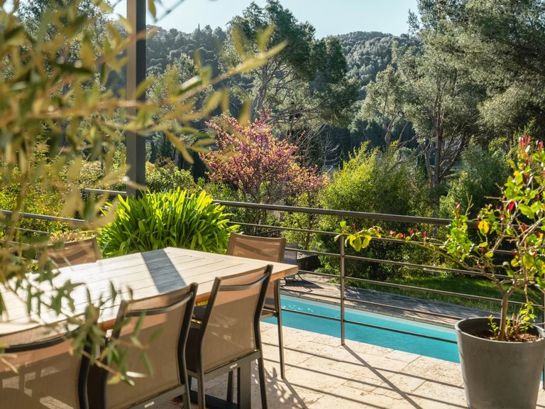 Villa for Sale in Cassis, Provence Coast (cassis To Cavalaire) 1