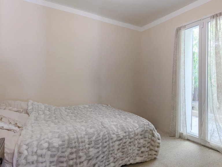 Villa for Sale in Marseille, Marseille & Cote Bleu 13