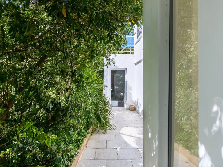 Villa for Sale in Marseille, Marseille & Cote Bleu 5