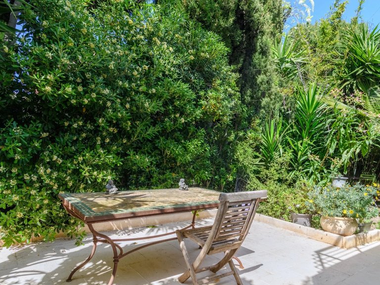 Villa for Sale in Marseille, Marseille & Cote Bleu 6