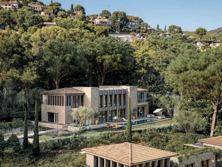 Villa for Sale in Cassis, Provence Coast (cassis To Cavalaire) 1