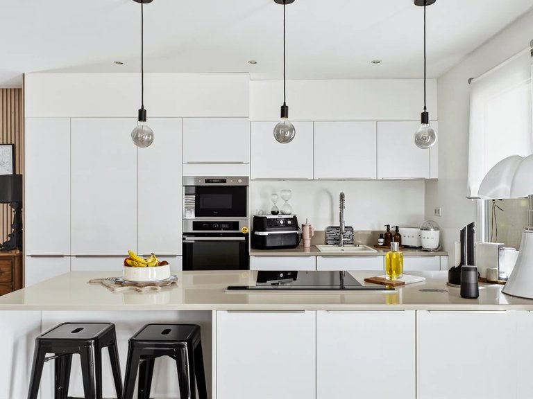 Villa for Sale in Marseille, Marseille & Cote Bleu 7
