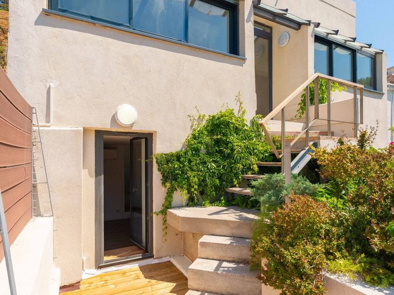 Villa for Sale in Marseille, Marseille & Cote Bleu 10