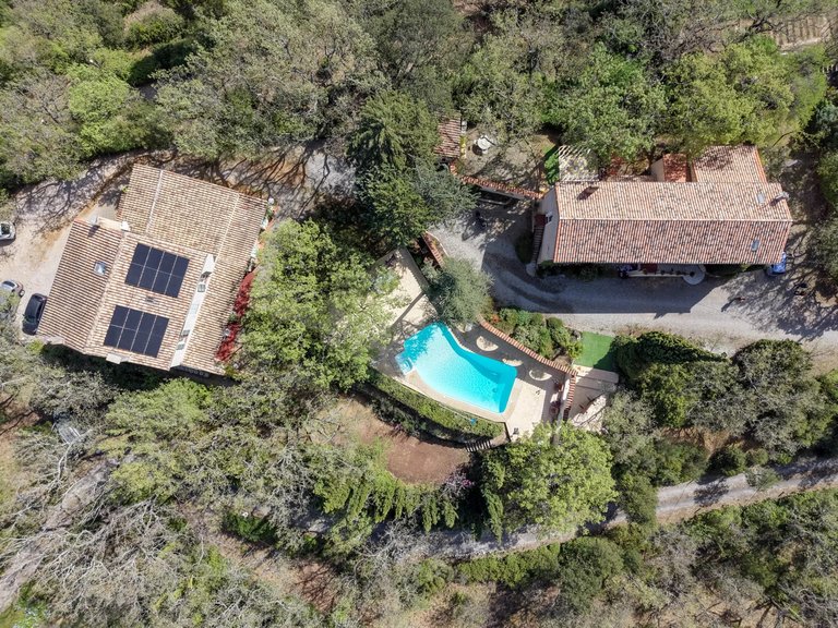 Villa for Sale in Rians, Avignon And North Provence 3