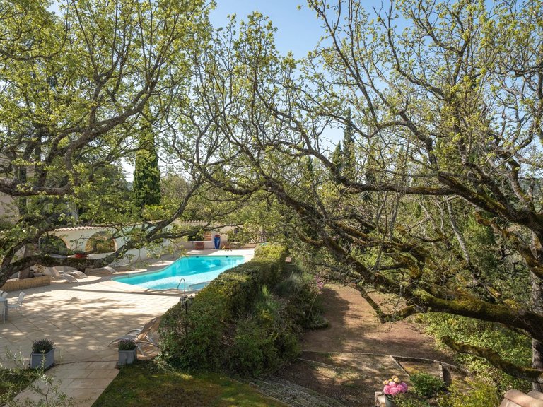 Villa for Sale in Rians, Avignon And North Provence 6