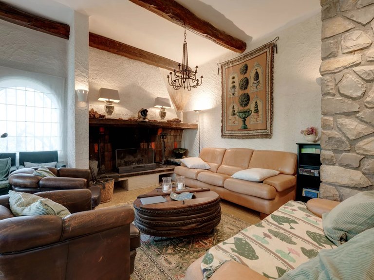 Villa for Sale in Rians, Avignon And North Provence 9