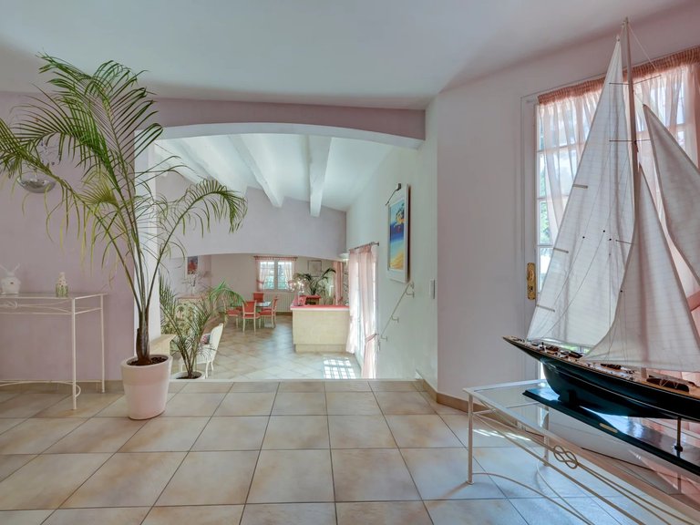 Villa for Sale in La Ciotat, Provence Coast (cassis To Cavalaire) 7