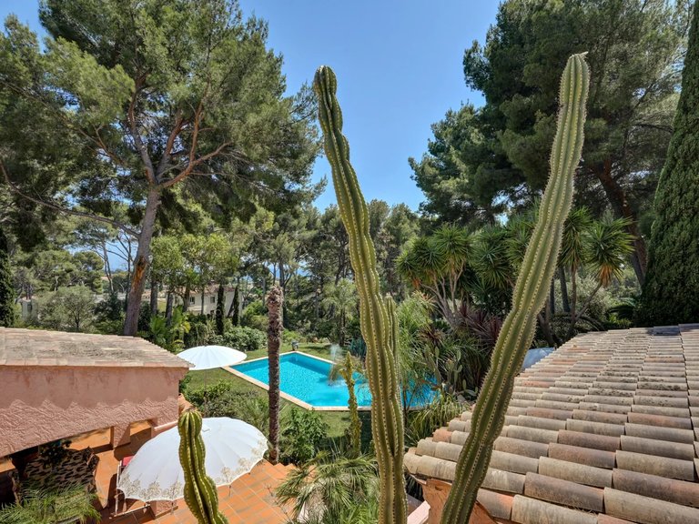Villa for Sale in La Ciotat, Provence Coast (cassis To Cavalaire) 16