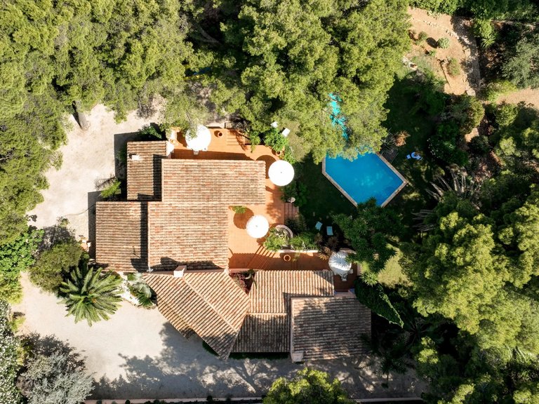 Villa for Sale in La Ciotat, Provence Coast (cassis To Cavalaire) 4