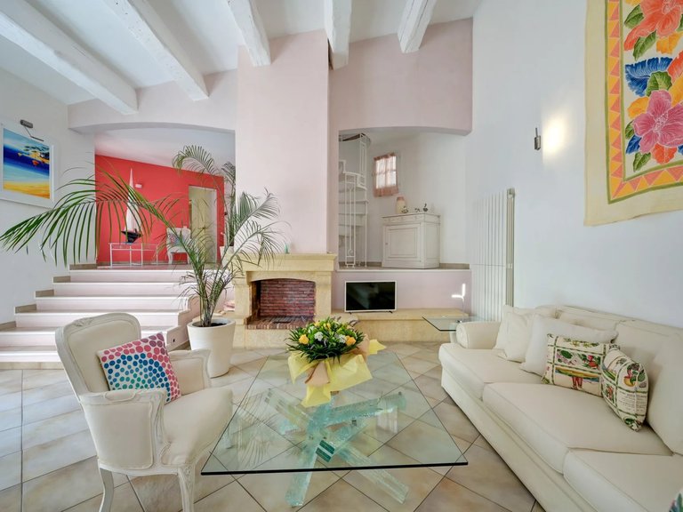 Villa for Sale in La Ciotat, Provence Coast (cassis To Cavalaire) 8