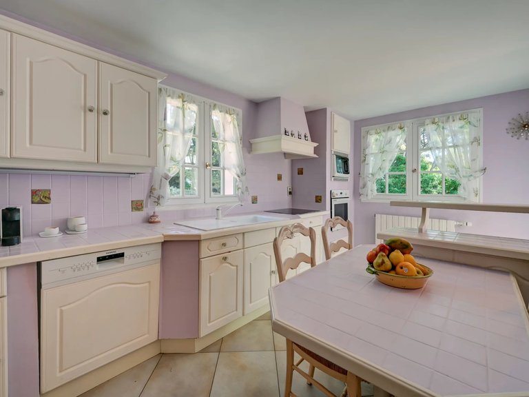 Villa for Sale in La Ciotat, Provence Coast (cassis To Cavalaire) 11