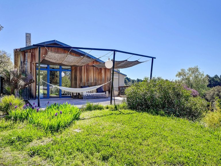 Villa for Sale in Merindol, The Luberon / Vaucluse 3