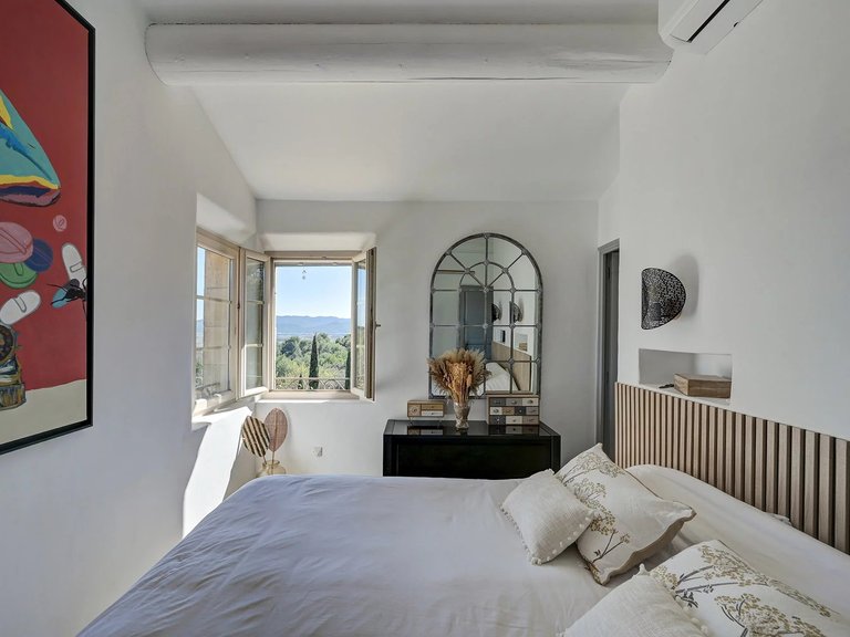 Villa for Sale in Puget, The Luberon / Vaucluse 7