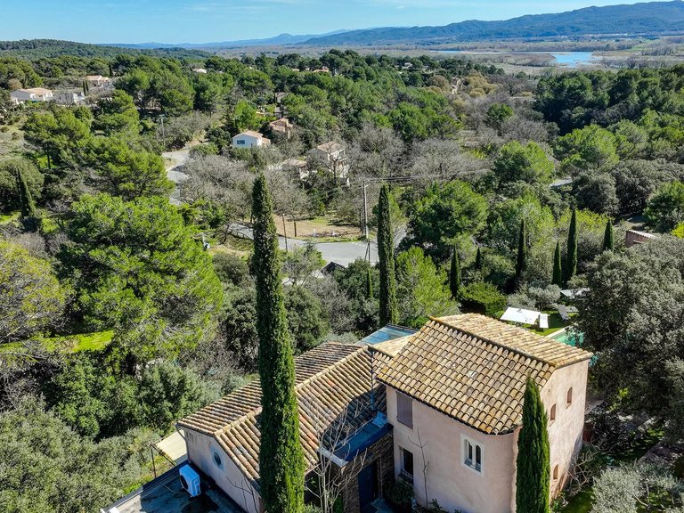 Villa for Sale in Puget, The Luberon / Vaucluse 13
