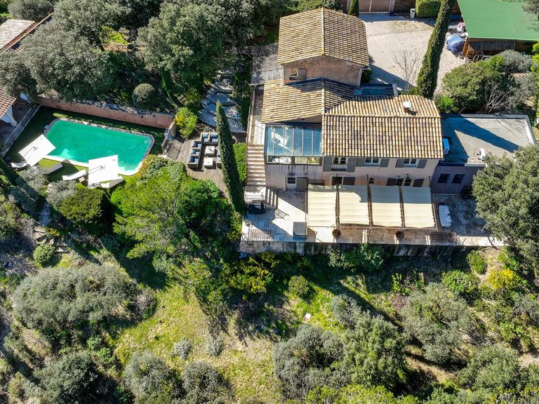 Villa for Sale in Puget, The Luberon / Vaucluse 14