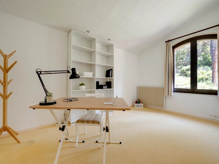 Villa for Sale in Rians, Avignon And North Provence 14