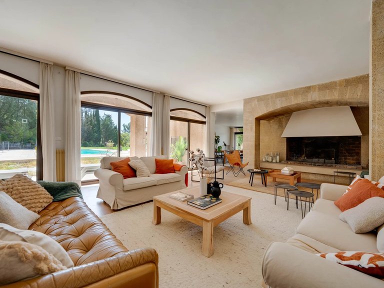 Villa for Sale in Rians, Avignon And North Provence 6