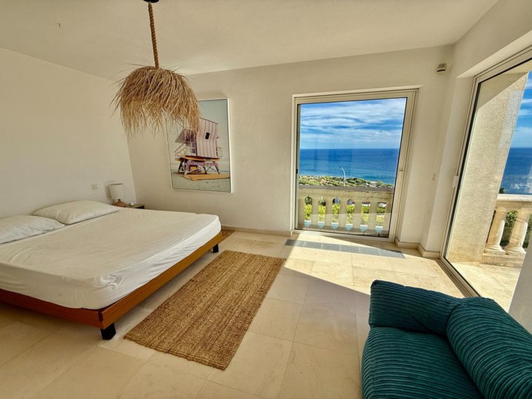 Villa for Sale in Les Issambres, St Raphaël, Ste Maxime Area 7