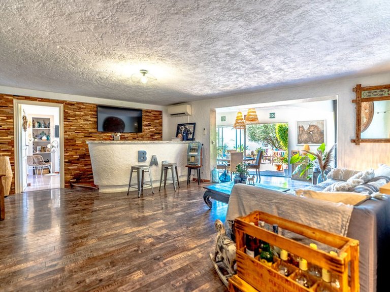 Villa for Sale in Les Issambres, St Raphaël, Ste Maxime Area 3