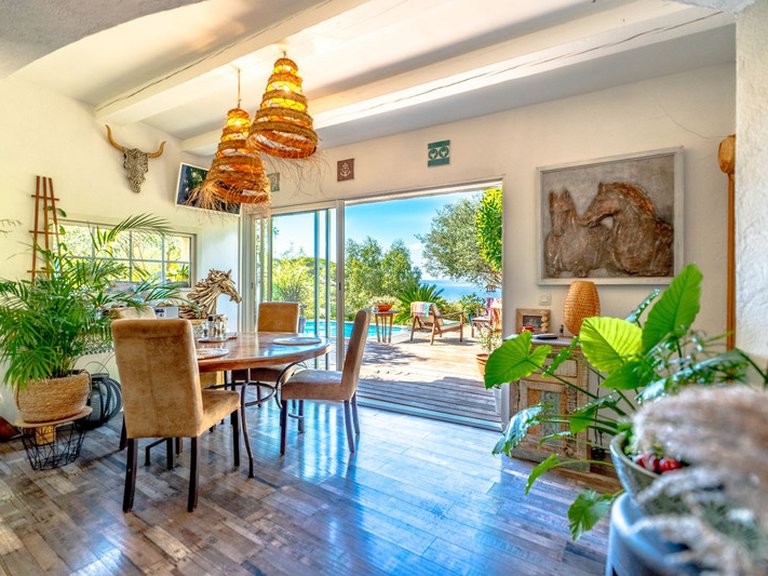 Villa for Sale in Les Issambres, St Raphaël, Ste Maxime Area 7