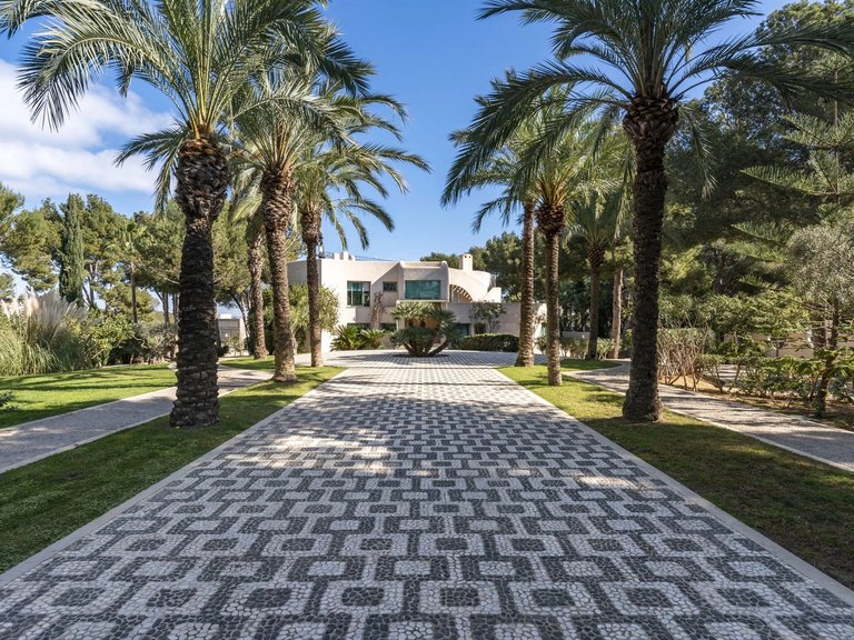 Villa for Sale in Sol De Mallorca, South West 1