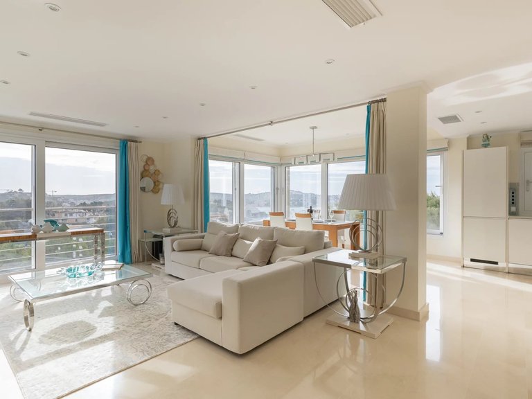 Villa for Sale in Costa De La Calma, South West 5