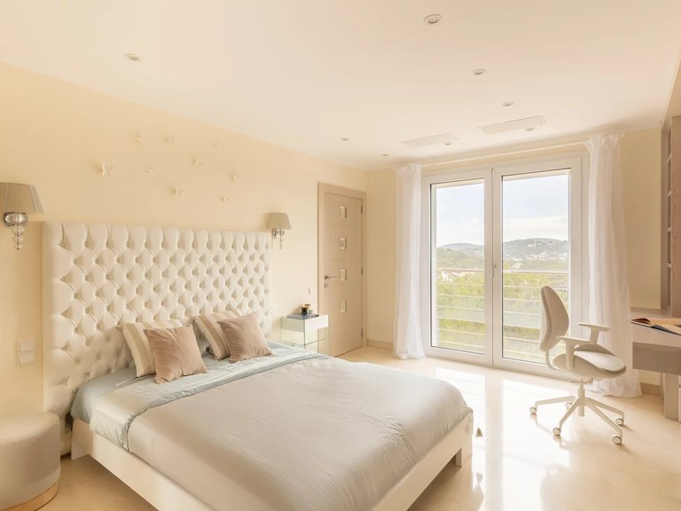 Villa for Sale in Costa De La Calma, South West 10