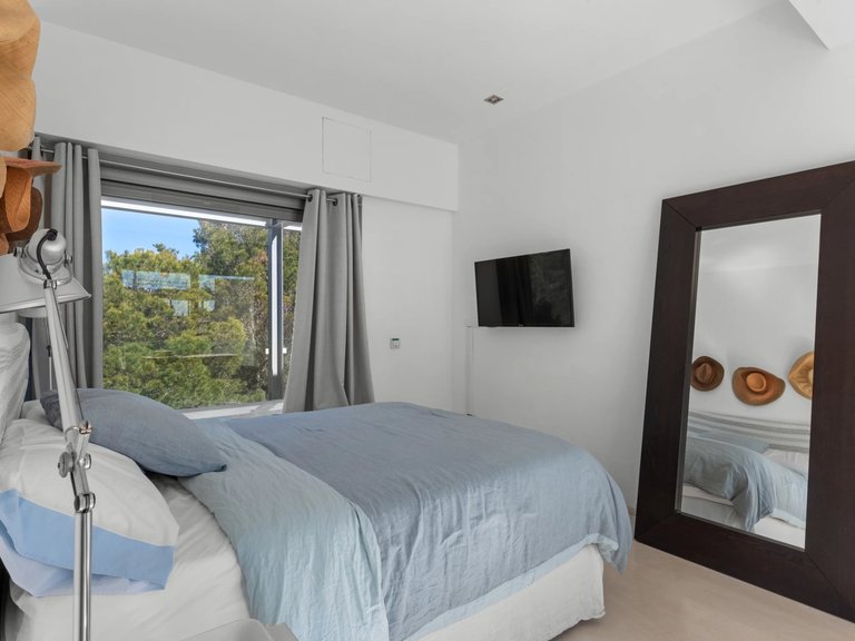 Villa for Sale in Sol De Mallorca, South West 16