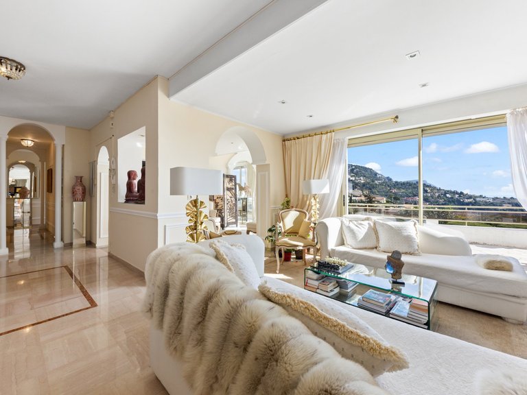 Villa for Sale in Villefranche Sur Mer, Villefranche, Cap Ferrat Area 6