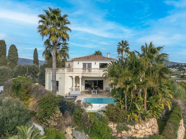 Villa for Sale in Nice, Nice Area 1
