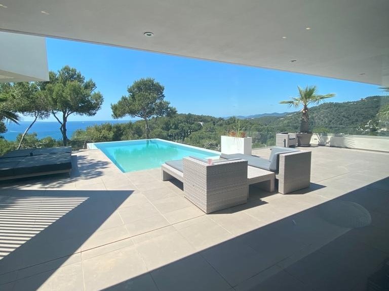 Villa for Sale in Santa Eularia Des Riu, Ibiza 5