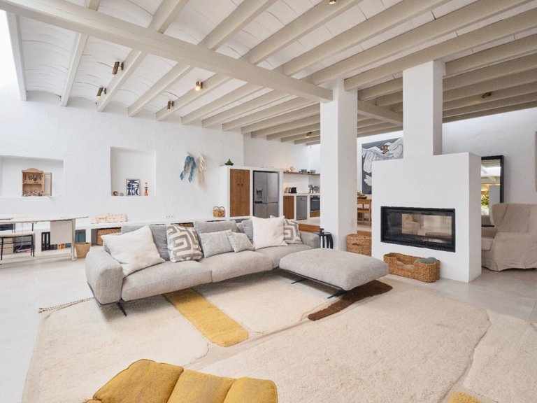 Villa for Sale in Sant Antoni De Portmany, Ibiza 6