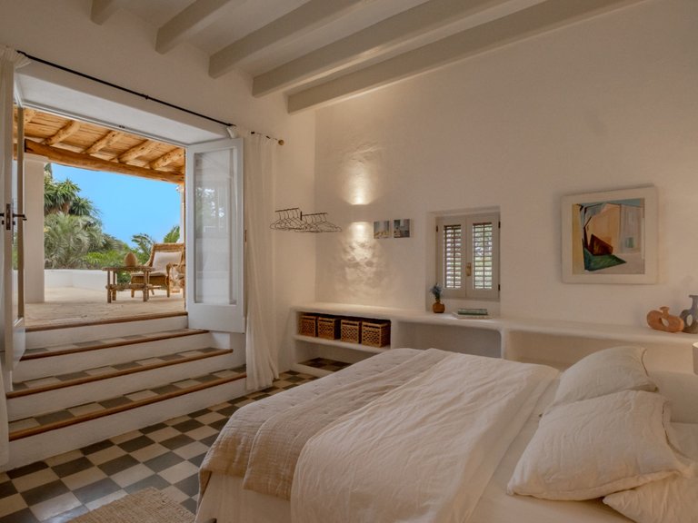 Villa for Sale in Sant Antoni De Portmany, Ibiza 16